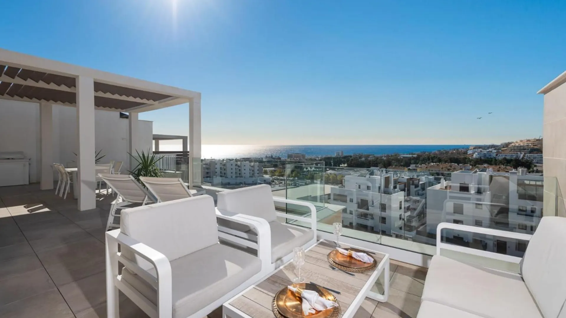 Penthouse With Ocean View 4 Bedrooms Apartment Malaga
