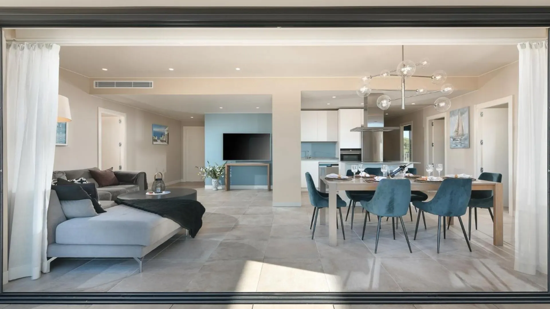 Penthouse With Ocean View 4 Bedrooms Apartment Malaga
