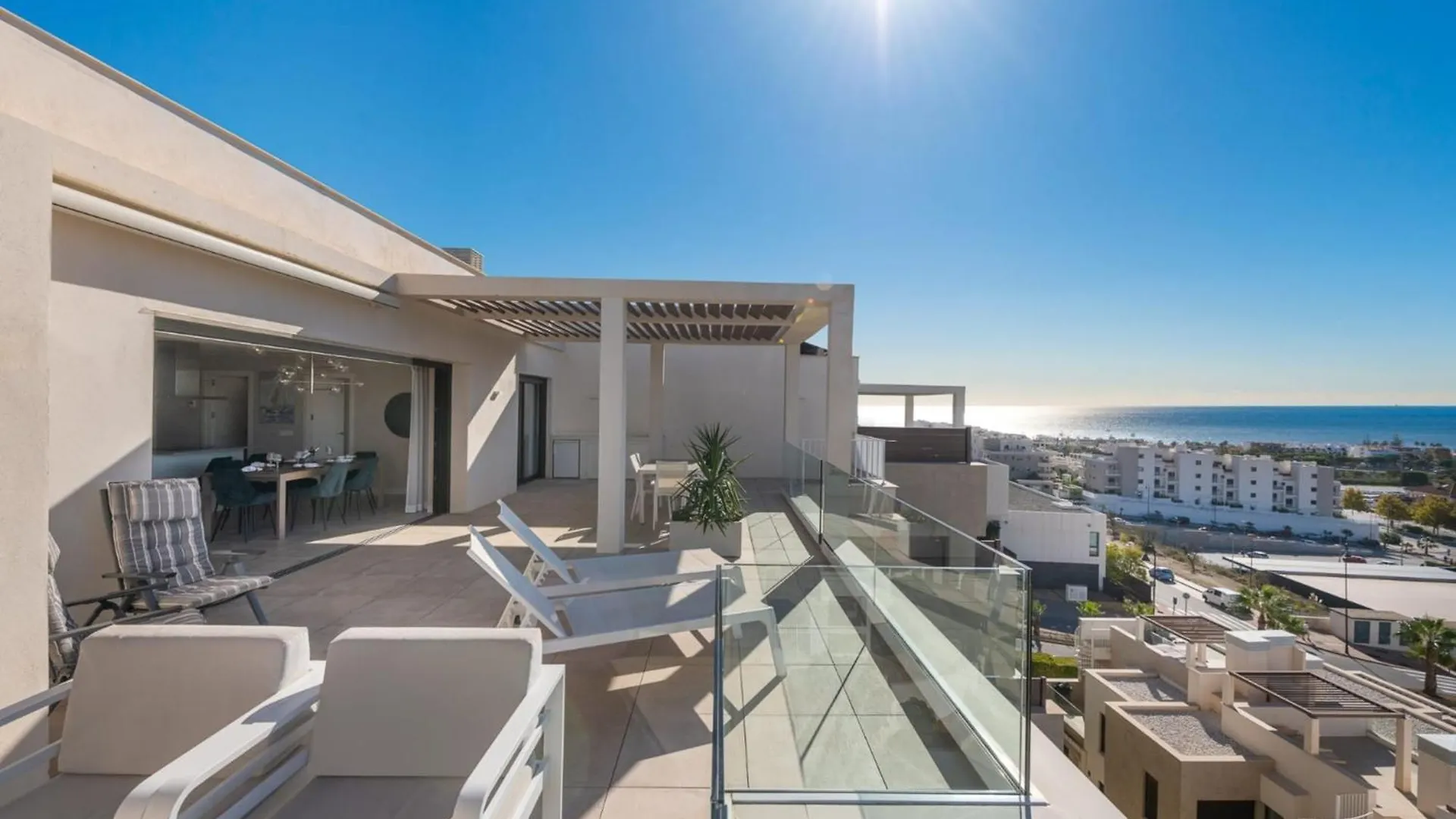Penthouse With Ocean View 4 Bedrooms Apartment Málaga 0*,  Espanha