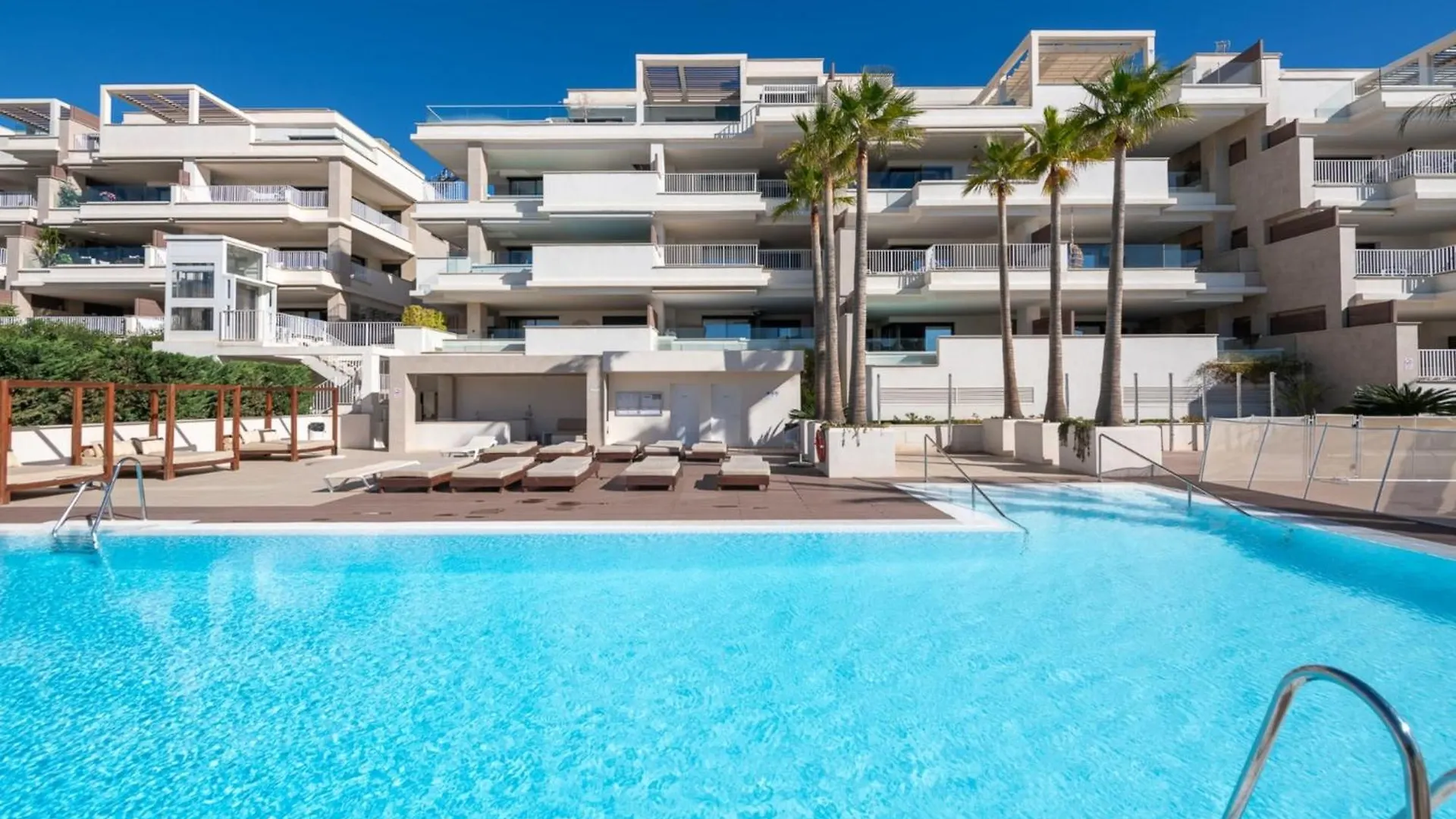 Penthouse With Ocean View 4 Bedrooms Apartment Málaga