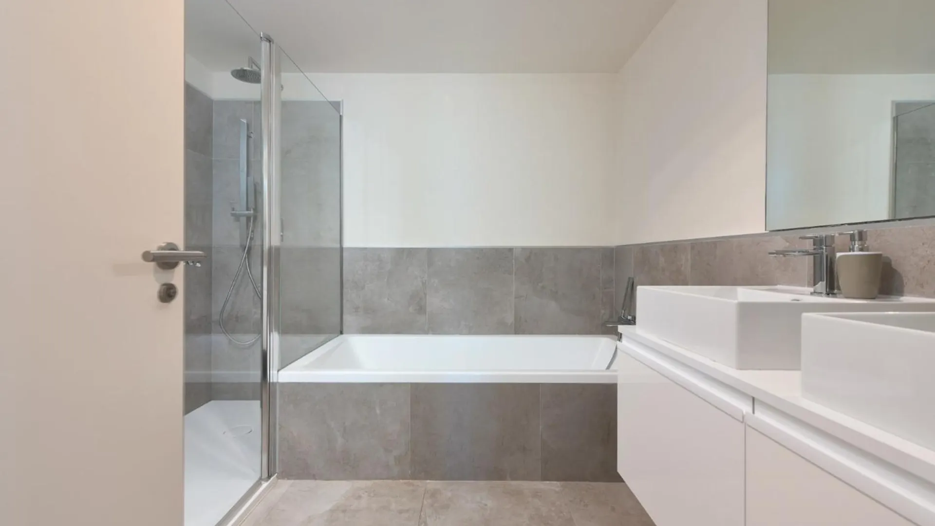 Penthouse With Ocean View 4 Bedrooms Apartment Malaga