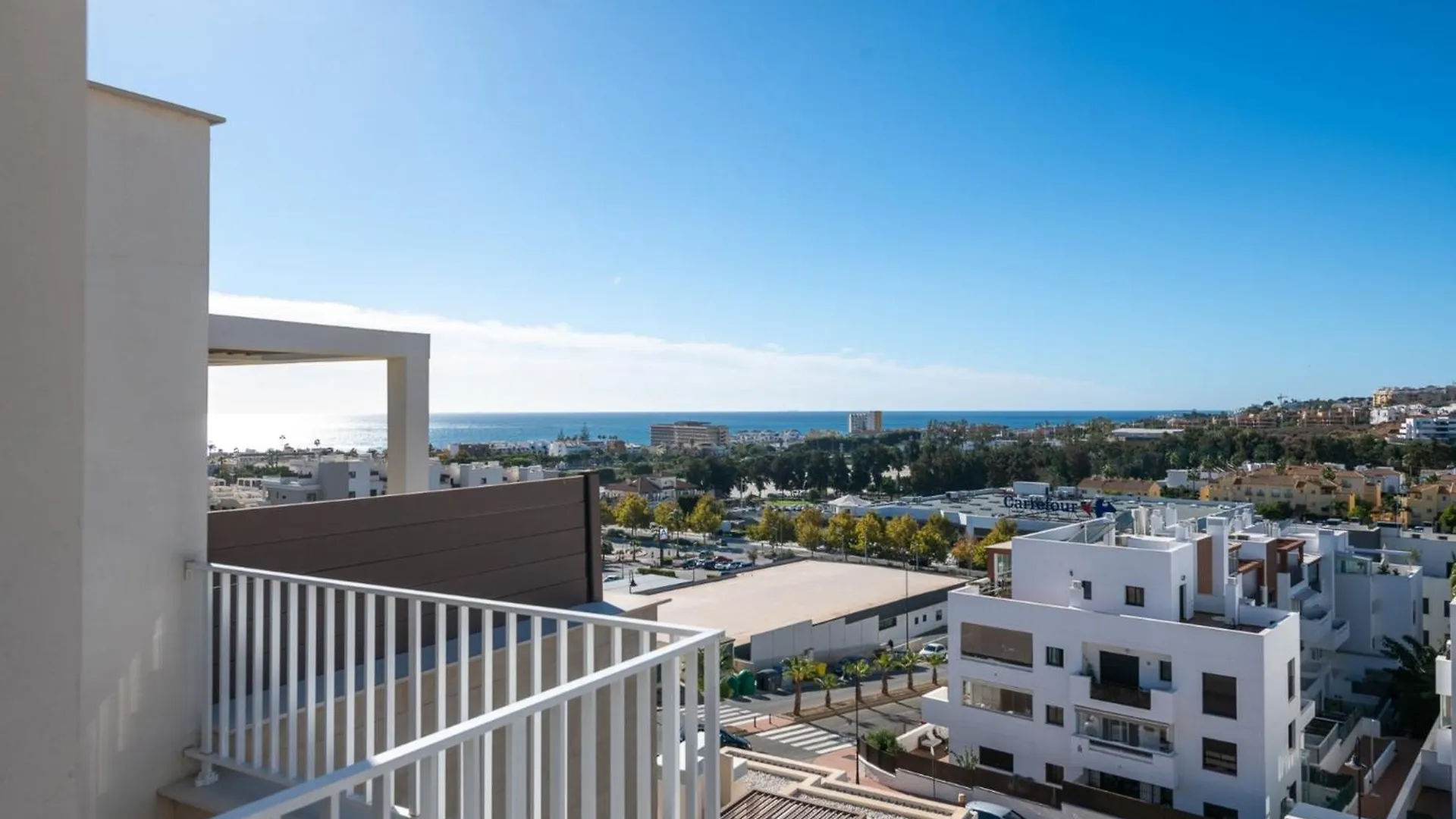 Penthouse With Ocean View 4 Bedrooms Apartment Malaga